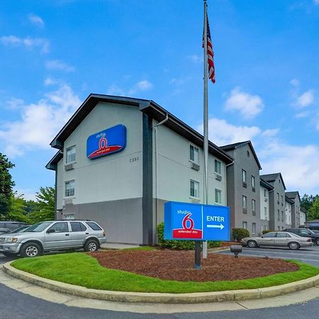 Studio 6 Duluth Ga Near Gas South District Exterior photo