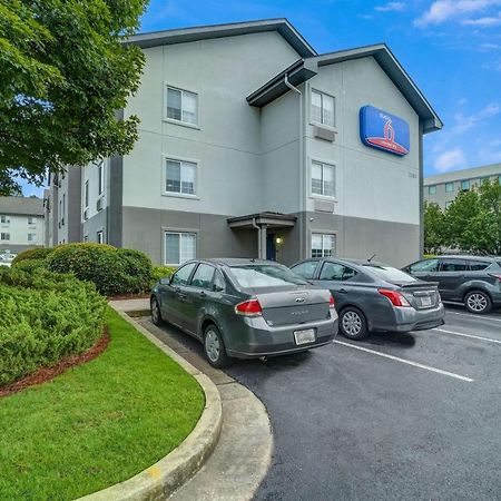 Studio 6 Duluth Ga Near Gas South District Exterior photo